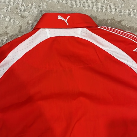 Official Puma Ferrari F1 Jersey button down. NWOT! - Picture 6 of 8